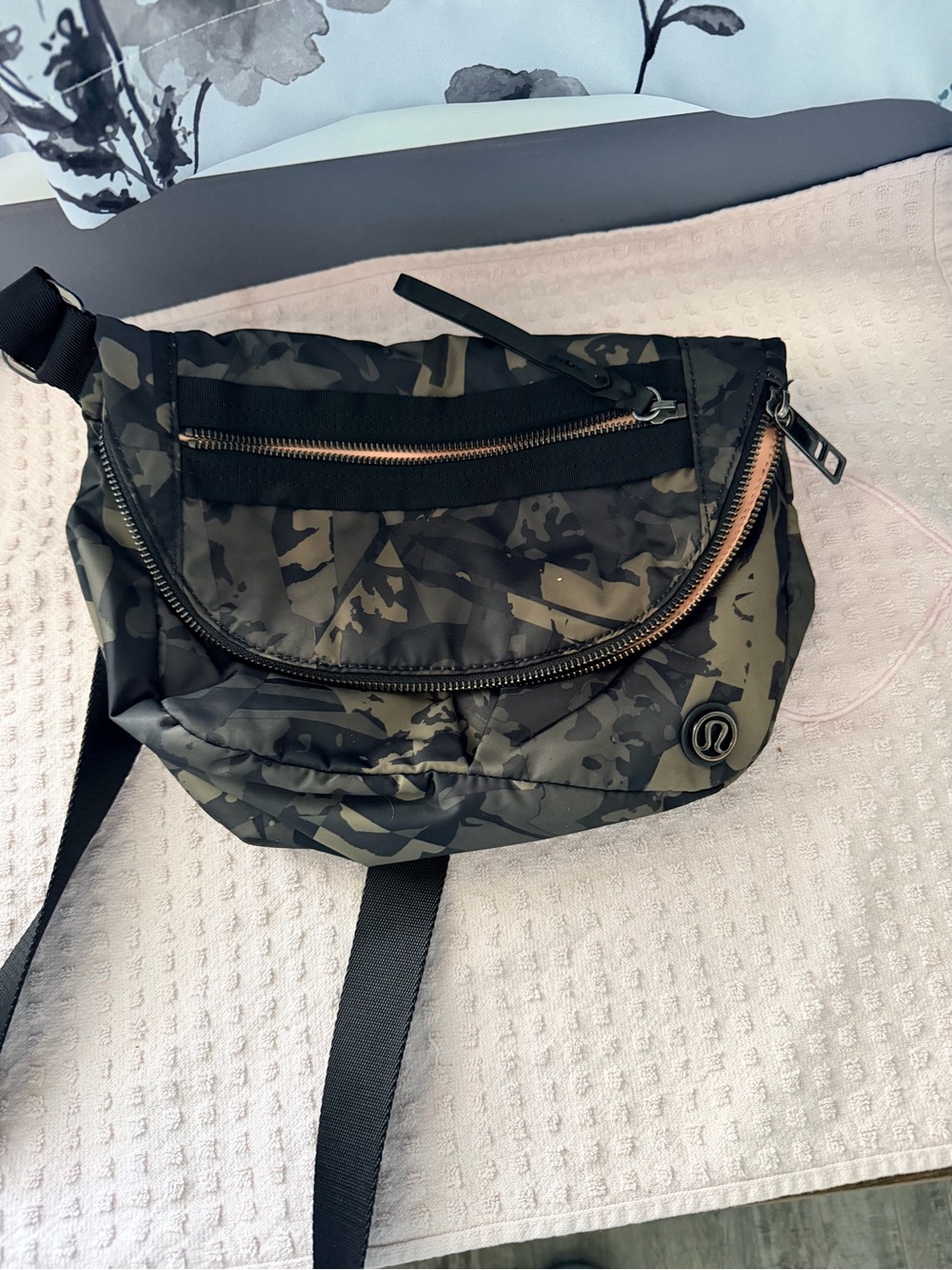 lululemon athletica festival bag